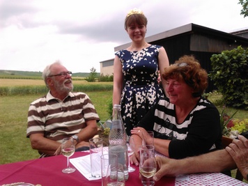 Besuch der Weinprinzessin